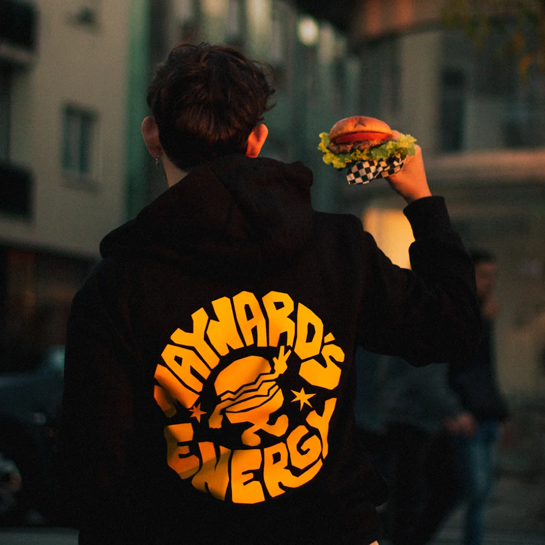 Projeto Maynard's Burgers da Nhdesign: Fotografia do moletom da Maynards