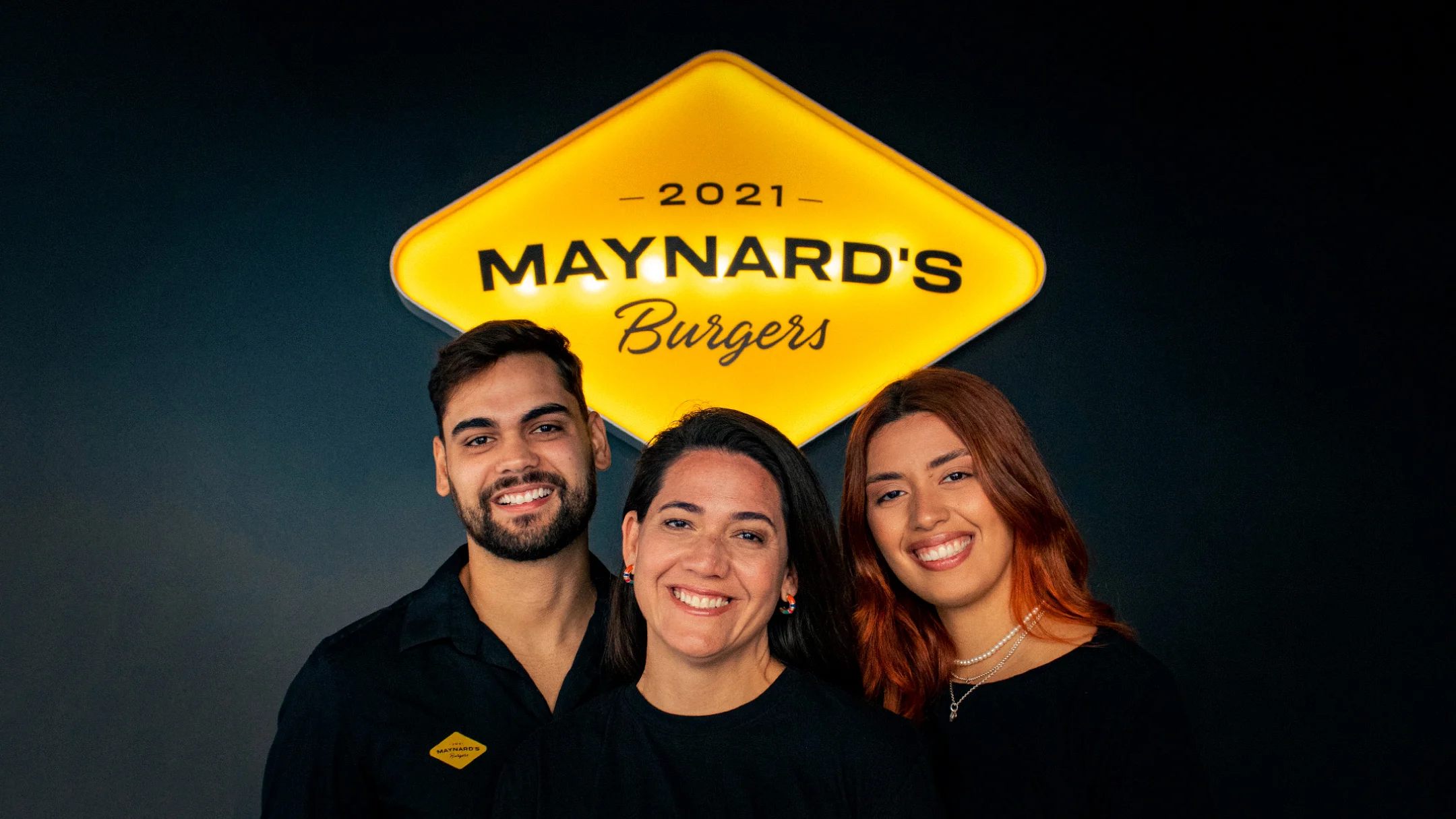 Projeto Maynard's Burgers da Nhdesign: Fotografia da família Maynards