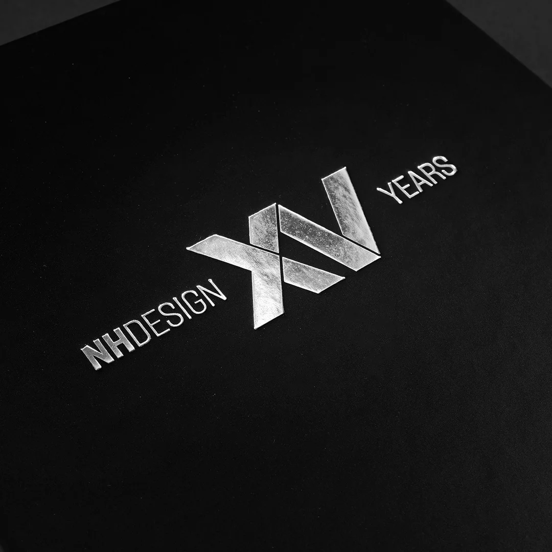 Projeto Nhdesign XV Years da Nhdesign: Pormenor da capa do livro dos XV anos da Nhdesign